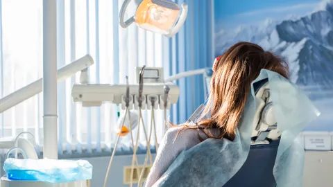 Novocaine - Uses, Dosage, How Long it Lasts, Side Effects & Risks