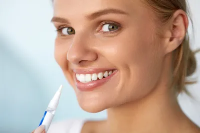 Do Teeth Whitening Gels Work?