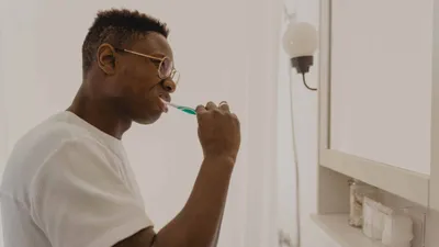 Should I Brush My Teeth Before or After Using Whitening Strips?