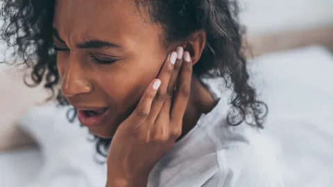 11 Causes of Jaw and Ear Pain