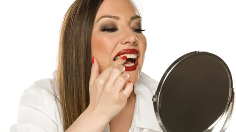 Teeth Staining with Invisalign