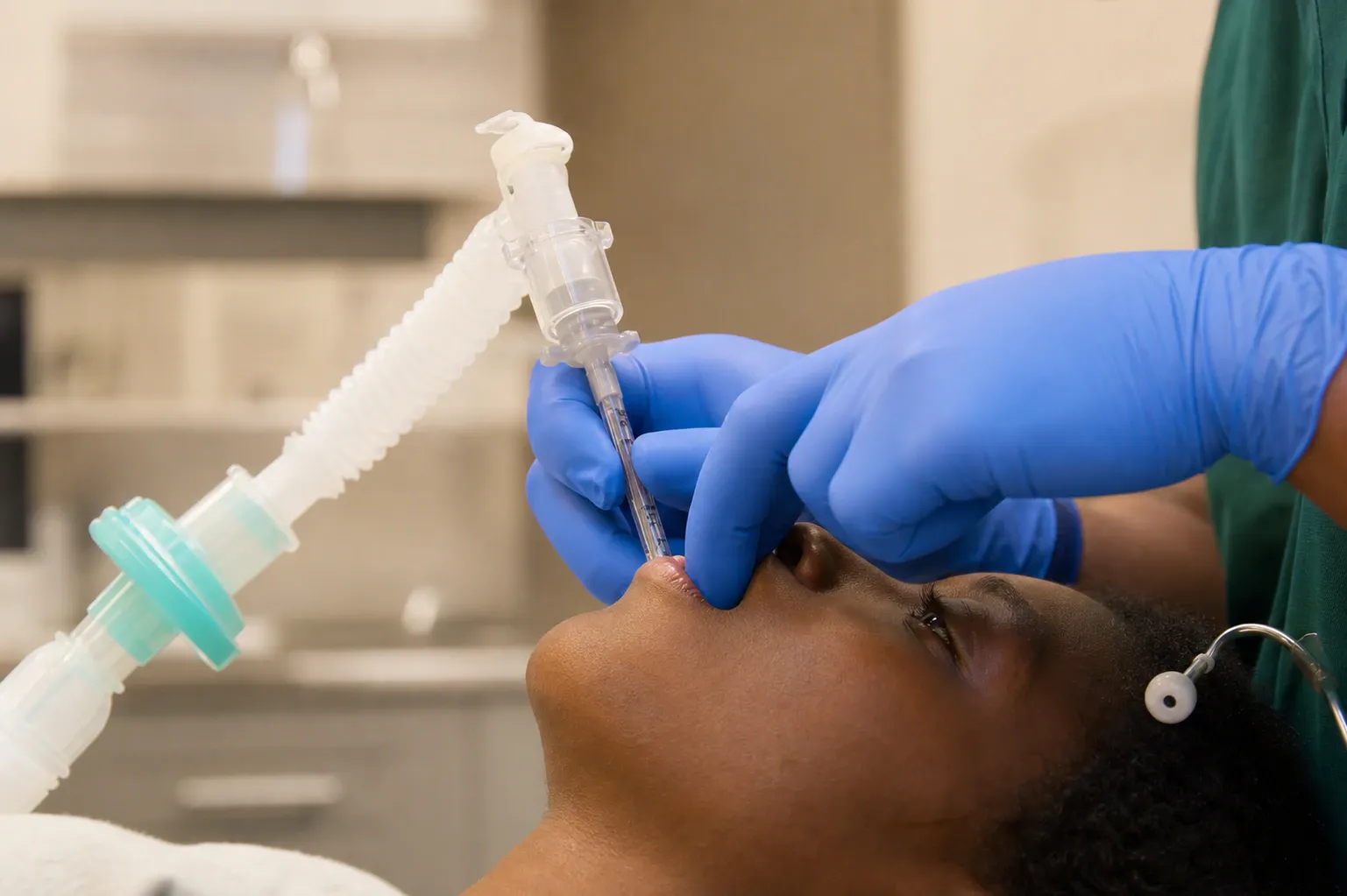 Before the dental operation a dental anesthesiologist inserts a nm 1328