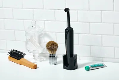 How to Use an Electric Toothbrush