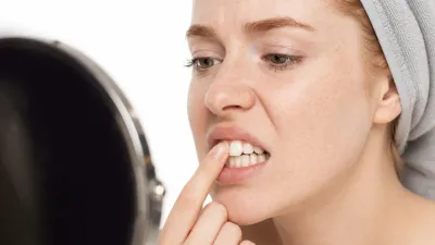 What Does Throat Cancer Feel Like? Symptoms, Risk Factors & Treatment