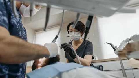 Root Canal vs. Tooth Extraction