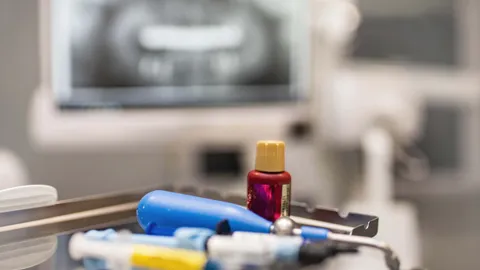 The Best Types of Denture Adhesive