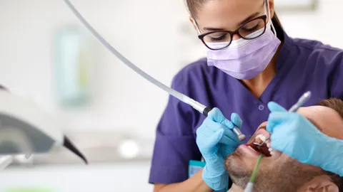 Orthodontist vs Dentist