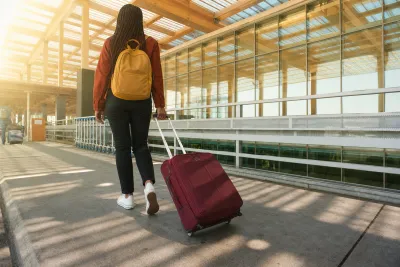 8 Tips to Keep Your Teeth Healthy While Traveling