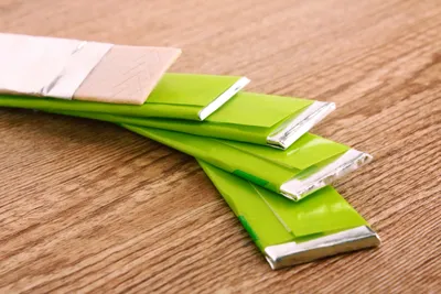 Can Chewing Gum Help Define Your Jawline?