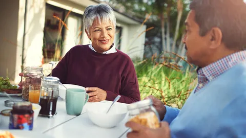 Oral Care Tips for Dementia Caregivers