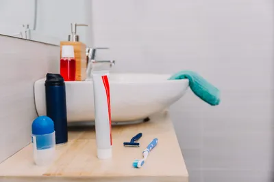 DIY Teeth Whitening: How to Whiten Your Teeth at Home