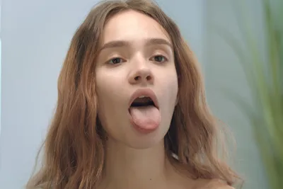 Why Does the Tip of My Tongue Hurt? 9 Causes and When to See a Doctor