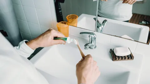 Bleeding Gums: Causes, Remedies &amp; Treatment