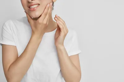 Jaw Pain on One Side: Causes & Treatments