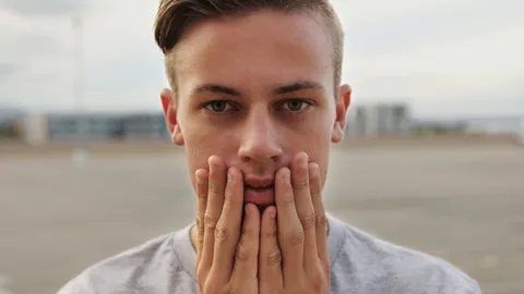 Oral Herpes - Causes, Symptoms & Treatments