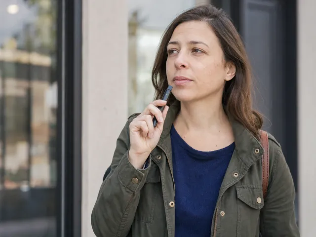 Does Vaping Stain Your Teeth?